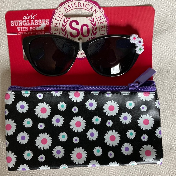 SO girls sunglasses with pouch - Picture 1 of 4